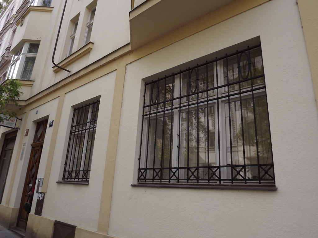 Bezpe�nostn� m��e Praha - bezpečností mžíže Praha_1