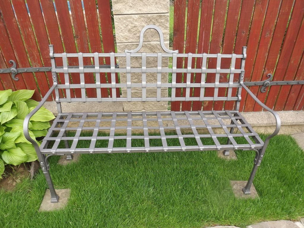 Kovan� lavi�ky - Kovaná lavička - Vojkovice