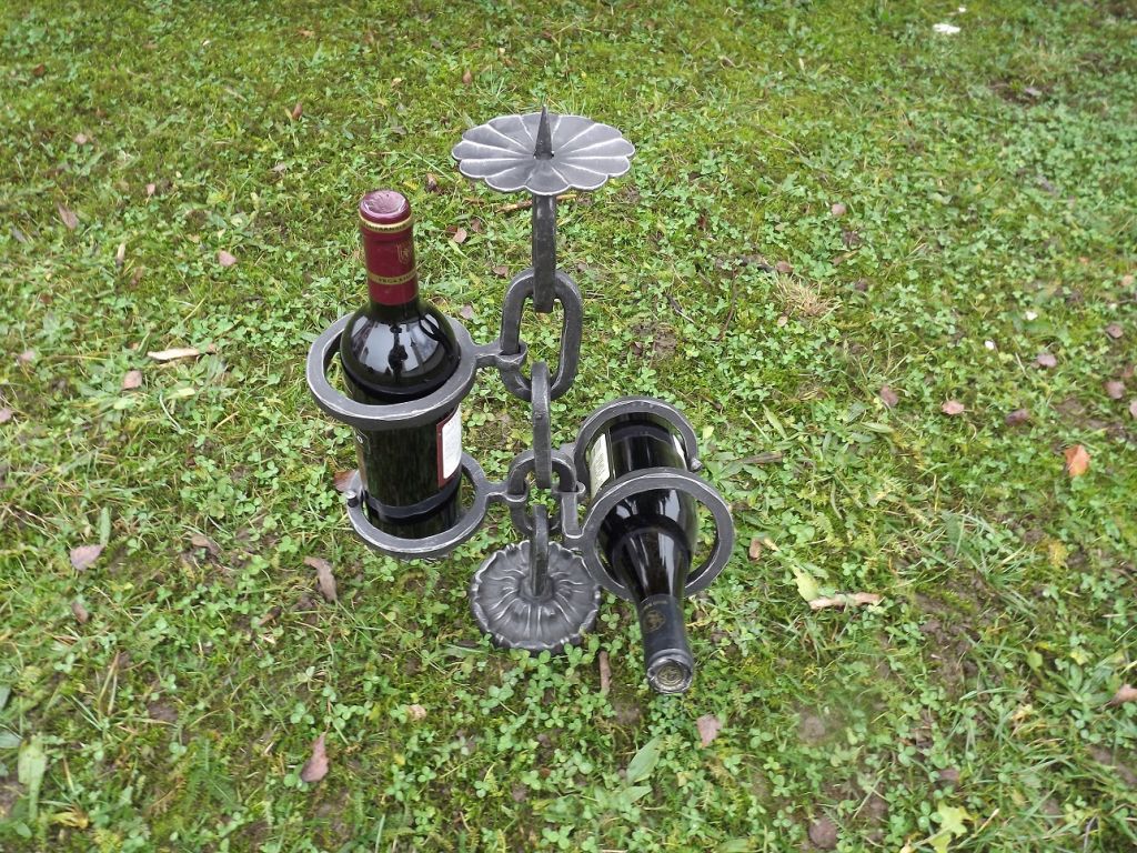 Kovan stojany na vno - Kovany stojan na dve lahve vina