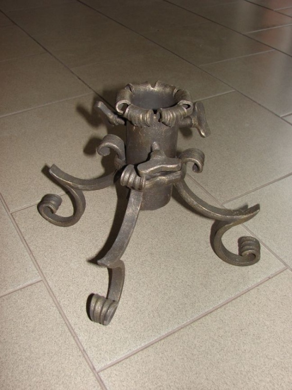 Kovan� stoj�nky na v�no�n� stromek - DSC06102(1)