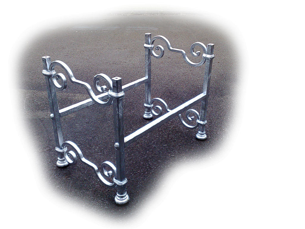 Kovan� stojany pro venkovn� klimatiza�n� jednotky - Rám pro montáž venkovní klimatizační jednotky.pn