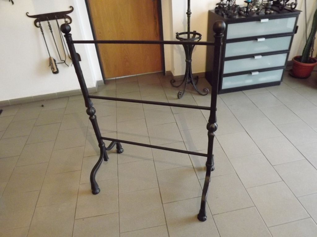 Su��k na pr�dlo ke krbu - Kovaný sušák na prádlo ke krbu