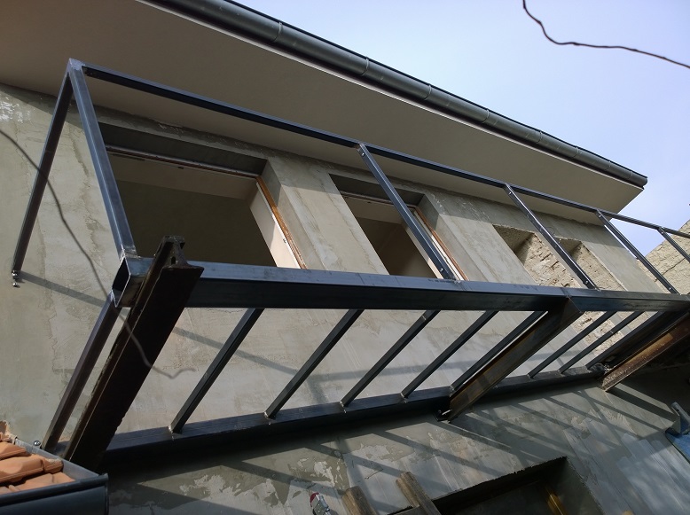 Kovov� konstrukce pavla� - Opatovice - kobstrukce pavlač - Opatovice_2