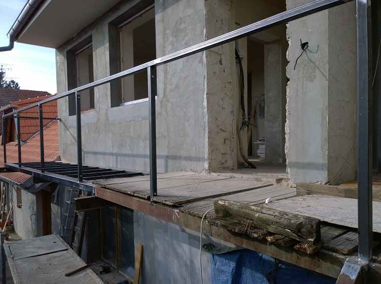 Kovov� konstrukce pavla� - Opatovice - kobstrukce pavlač - Opatovice_3