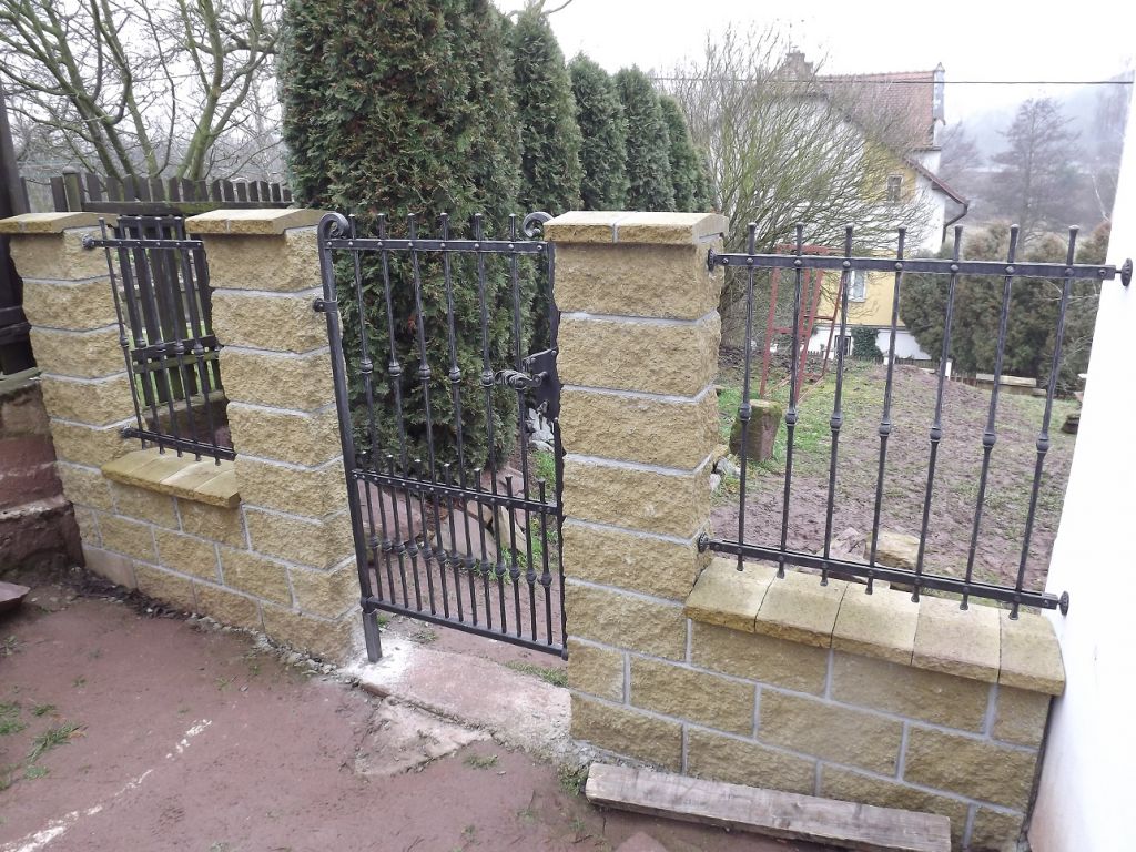 Kovan� br�na, branka a plot Svit�vka - Kovaná branka + oplocení Svitávka