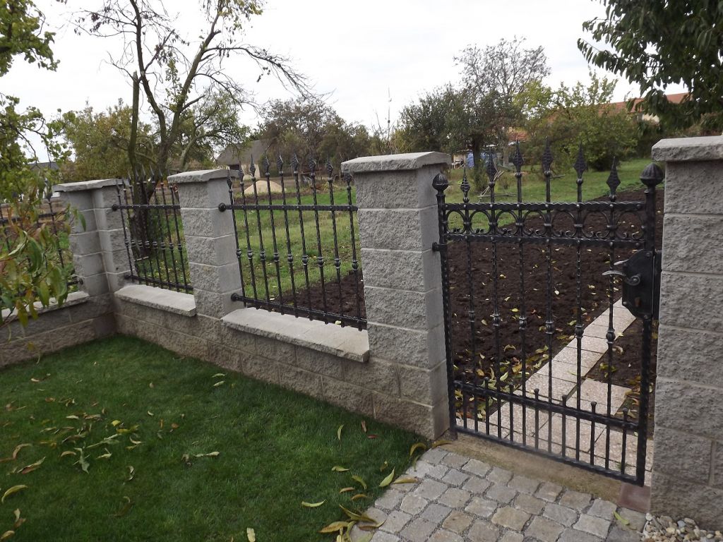 Kovan� plot - Kobylnice - kované oplocení - Kobylnice 1