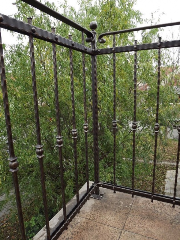 Z�bradl� na balk�n Brno - venkov, �lapanice - Balkonové zábradlí Šlapanice_04