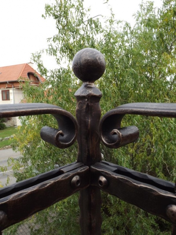 Z�bradl� na balk�n Brno - venkov, �lapanice - Balkonové zábradlí Šlapanice_05