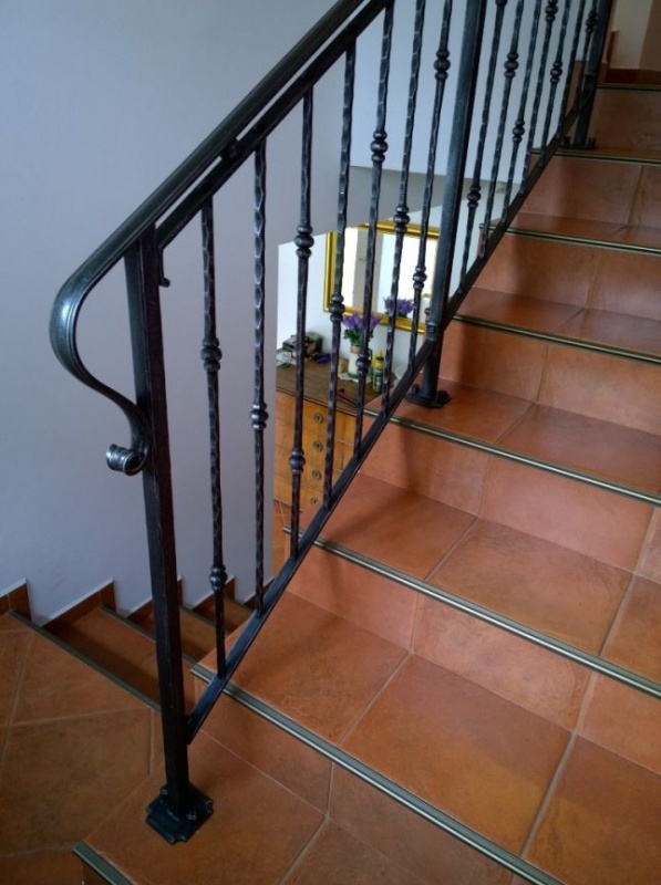 Z�bradl� na schodi�t� - Schodišťové zábradlí Nosislav_3