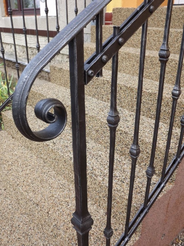 Schodi��ov� z�bradl� Telnice - Telnice - schodišťové zábradlí 04