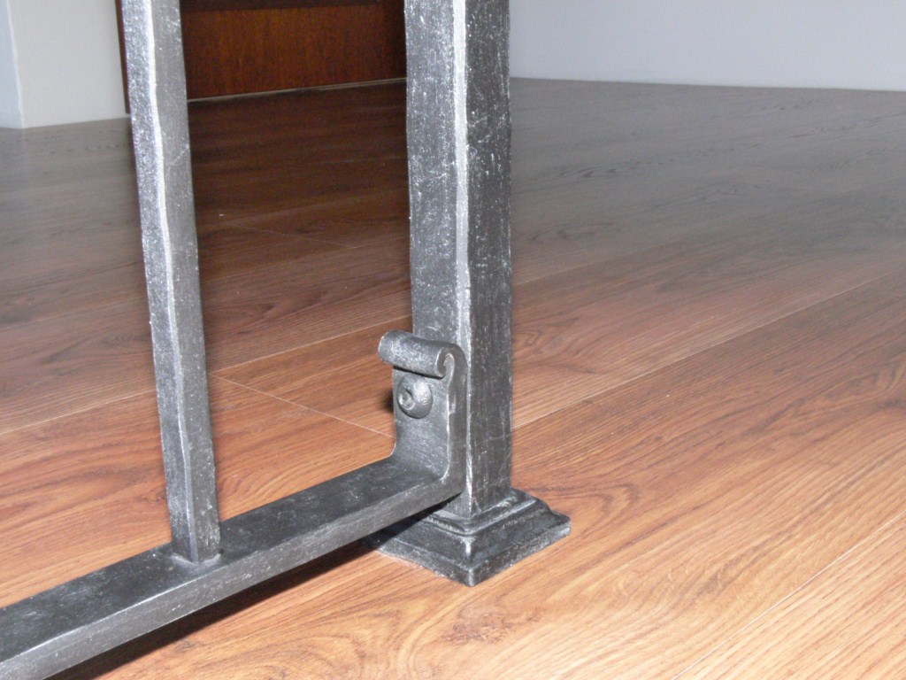 Kovan� schodi��ov� z�bradl� Bradlec - kované zábradlí Bradlec 2