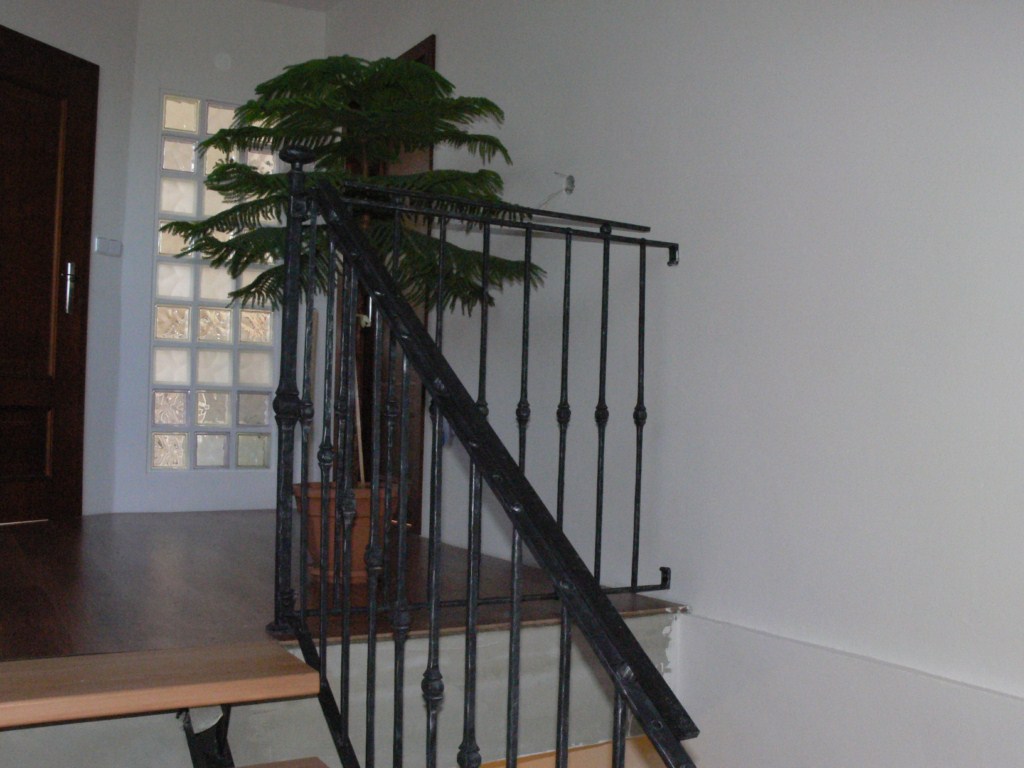 Kovan� schodi��ov� z�bradl� Bradlec - kované zábradlí Bradlec 4